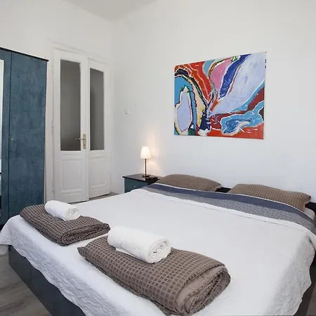 公寓 卡瓦多公寓 *